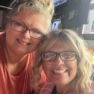 Meet your Posher, Debbie